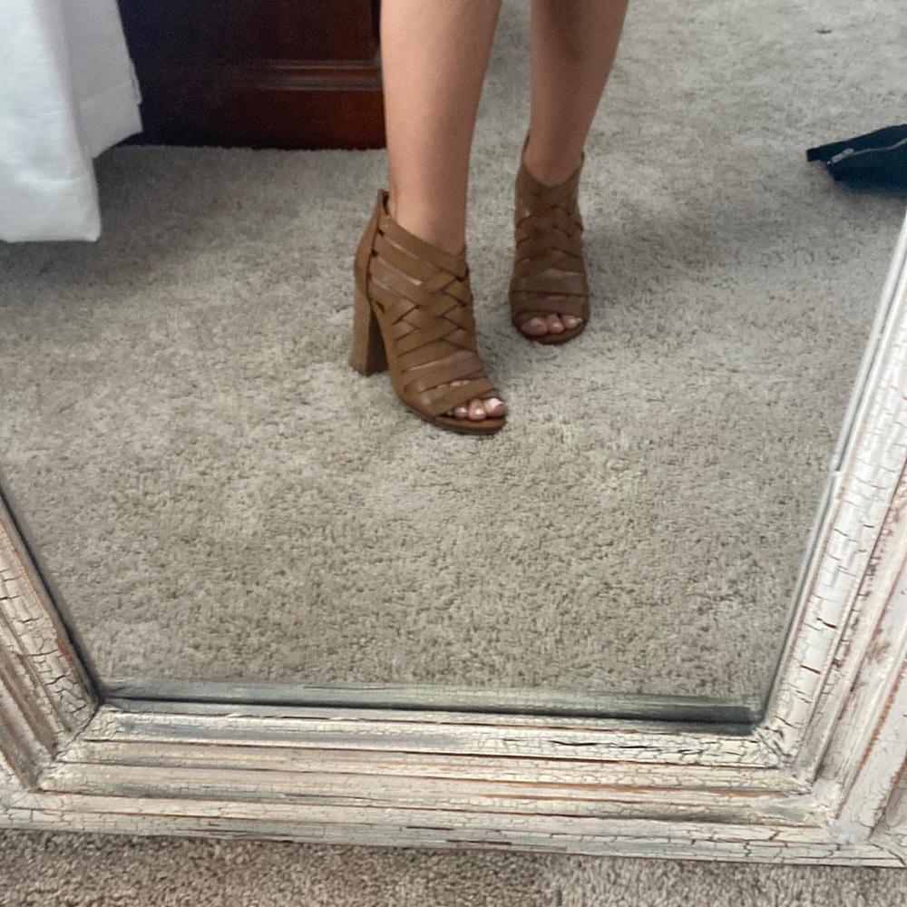 Light brown faux leather criss cross patterned heels